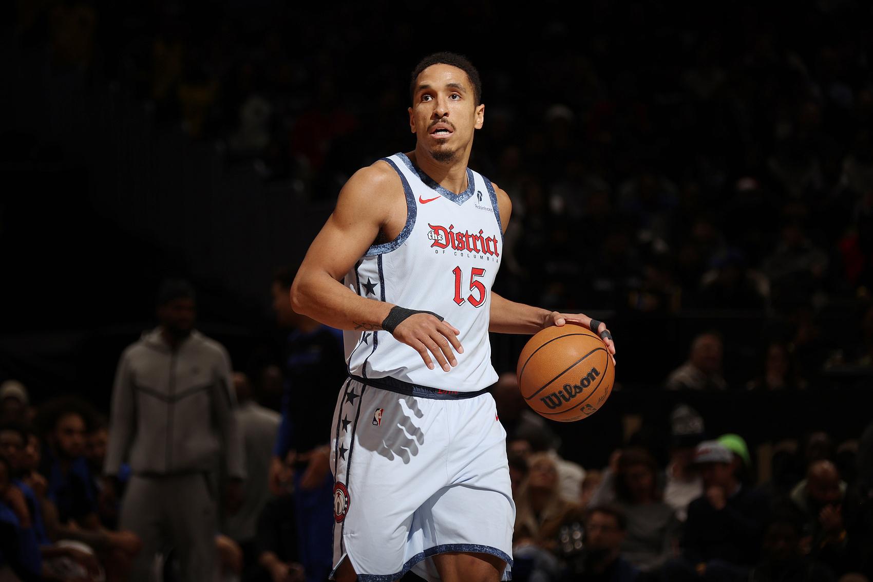 美记:若快船追不到保罗 布罗格登是他们在控卫上的备胎人选